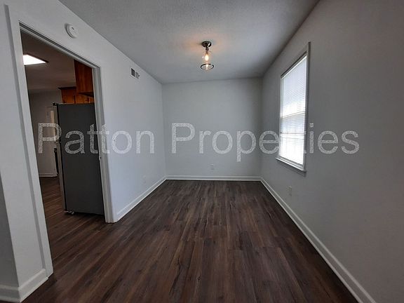 4th image of 508 Deerwood St #510