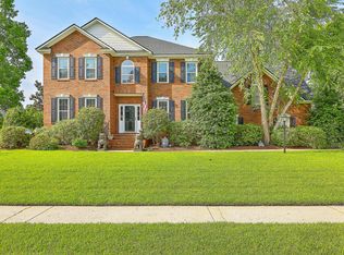 109 Loganberry Cir, Goose Creek, SC 29445