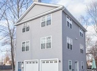 18 Rita St, Warwick, RI 02889