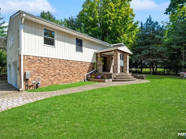 763 Closter Dock Road, Closter, NJ 07624