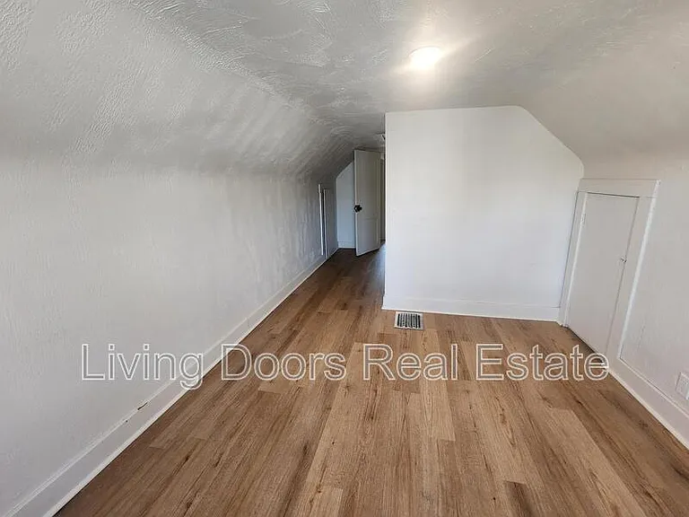 843 New Hampshire St — Photo 8