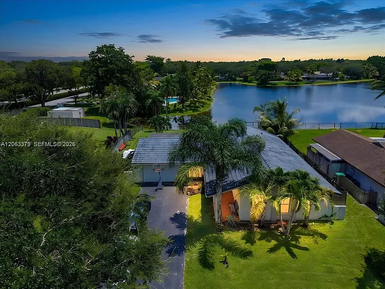 4201 W Sailboat Dr — Photo 39