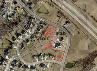 1012 Fall Ridge Ct, Bellefontaine, OH 43311