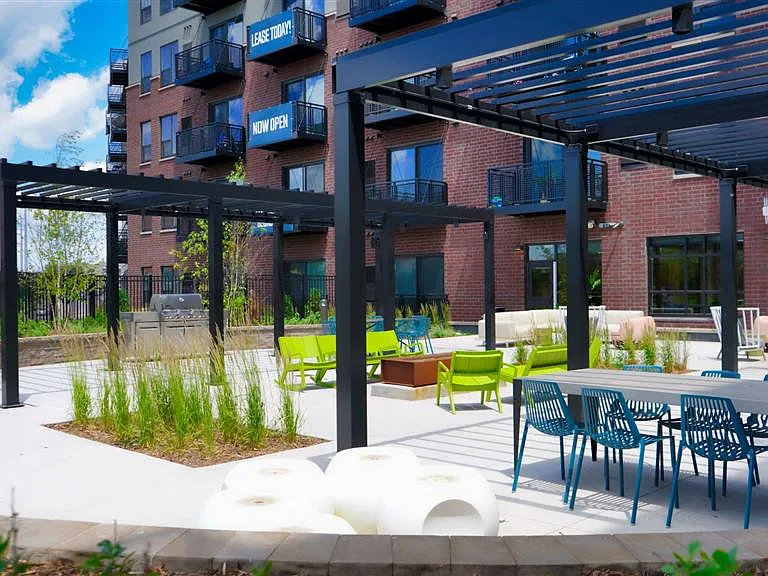 The Bessemer at Seward Commons — Photo 32