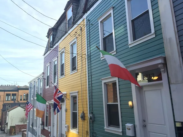 1213 Ocala St, Pittsburgh, PA 15212