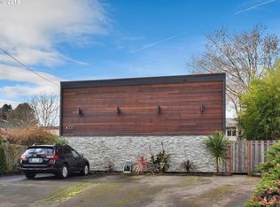 4235 SE 16th Ave #1, Portland, OR 97202