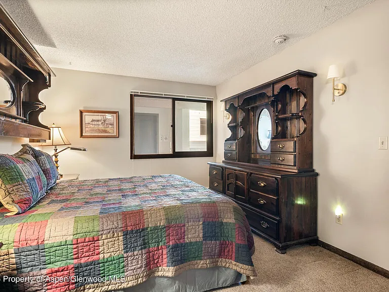600 E Main St #207 — Photo 8
