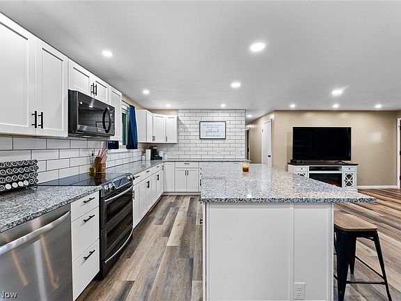 5th image of 6235 Homeworth Rd