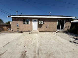 322 S Victoria Ave, Corona, CA 92879