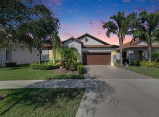 16817 Whisper Elm St, Wimauma, FL 33598