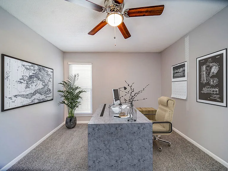 Chatham Wood Apartments — Photo 9