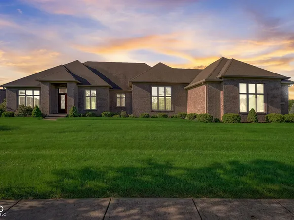 5957 Claybrook Dr, Bargersville, IN 46106