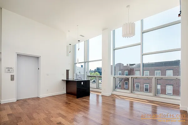 Rented by aptsandlofts.com | media 14