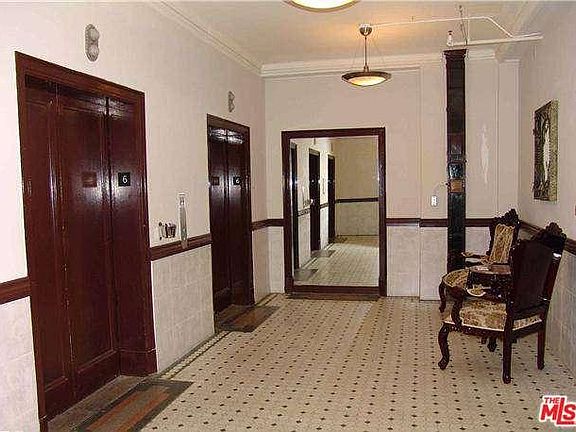 3rd image of 215 W 7th St APT 412