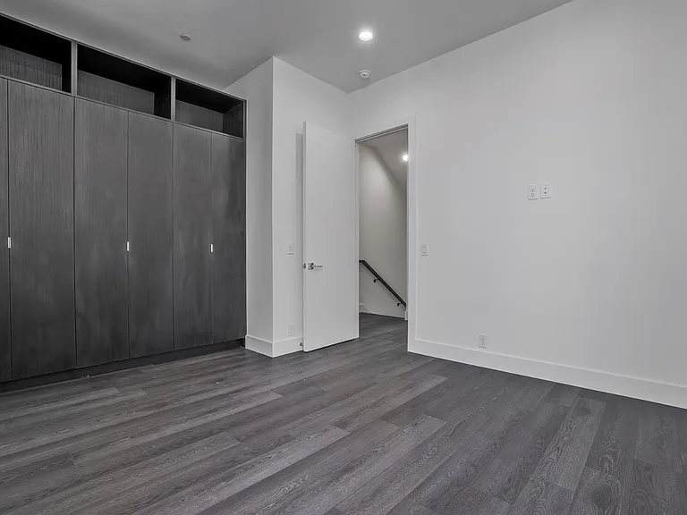 4322 Roseland Ave #9 — Photo 20