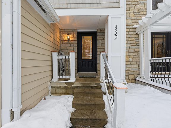 4th image of 352 Spruce Hill Dr