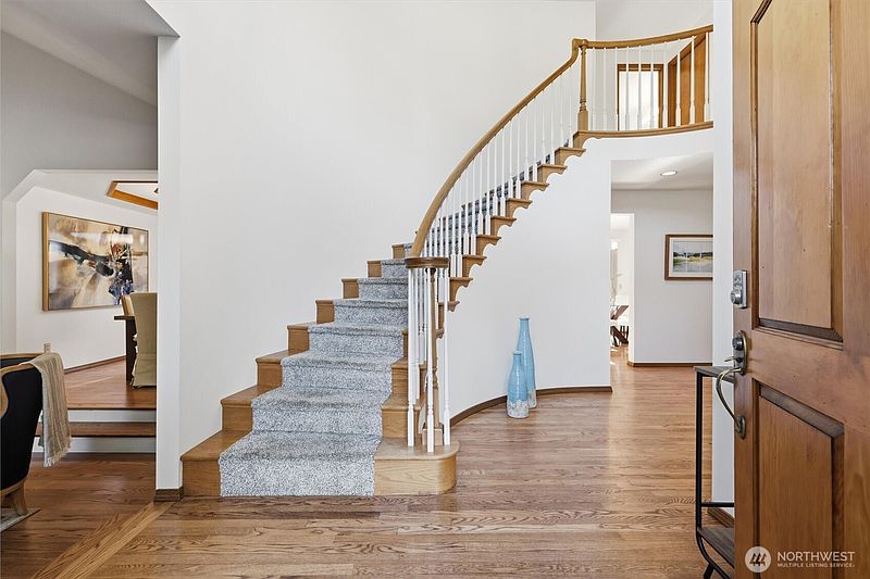 2nd image of 10827 NE 183rd Court