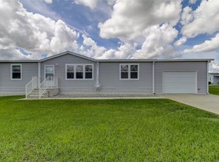 37733 Neukom Ave, Zephyrhills, FL 33541