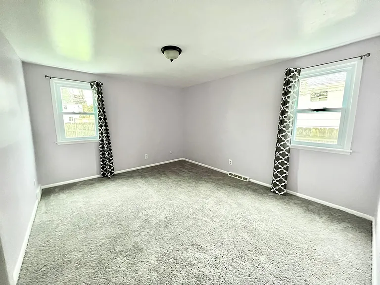 133 Sunshine Dr — Photo 13
