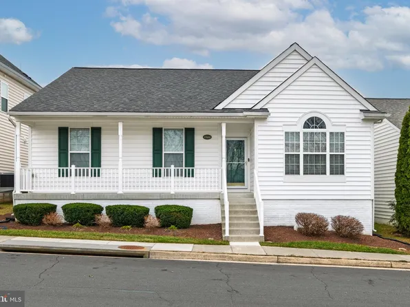 17429 Tedler Cir, Round Hill, VA 20141