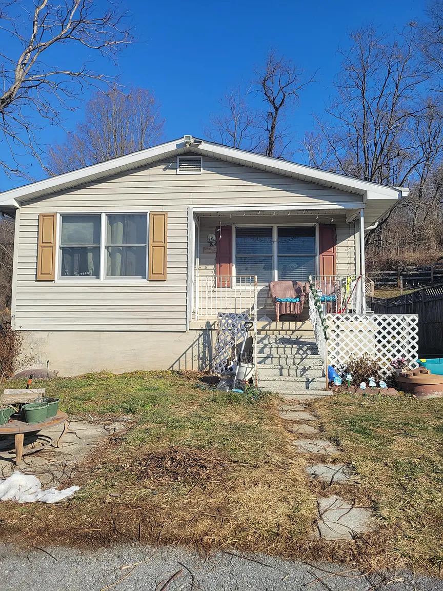 606 Tritapoe Dr photo 1