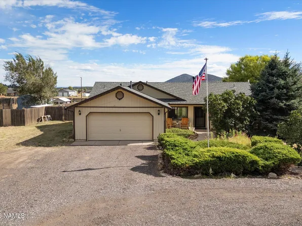 7324 Patriot Dr, Flagstaff, AZ 86004