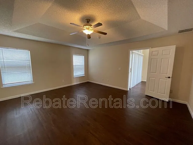 5009 Grand Lakes Dr S — Photo 50
