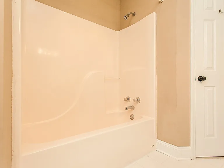 10264 Amanda Dr — Photo 14