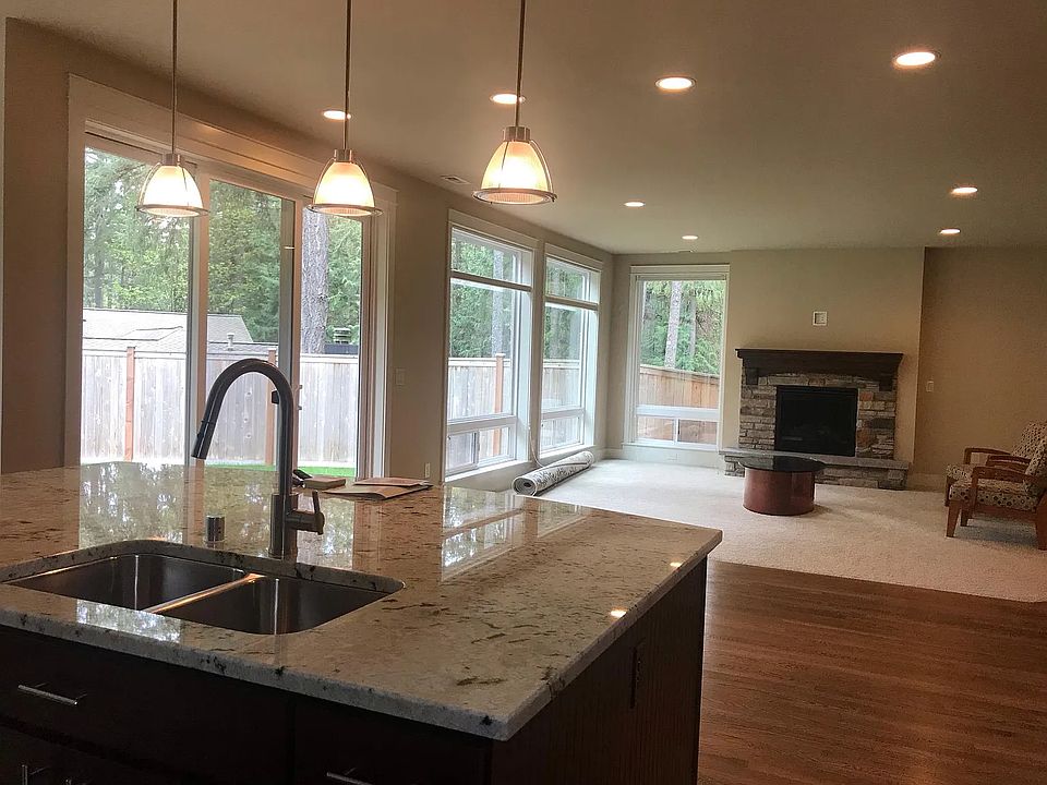 1st image of 21253 NE Inglewood Hill Rd