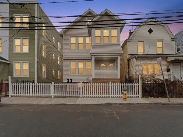 67 Brookdale Ave, Newark, NJ