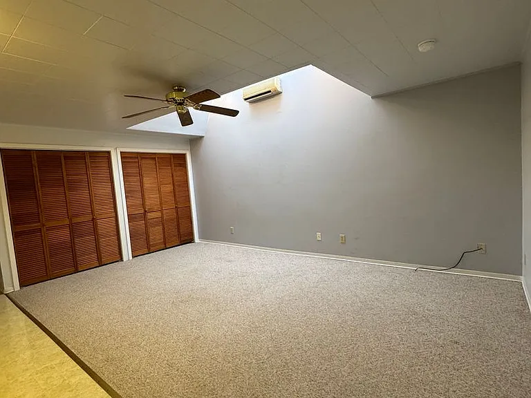 410.5 S Pearl St — Photo 2