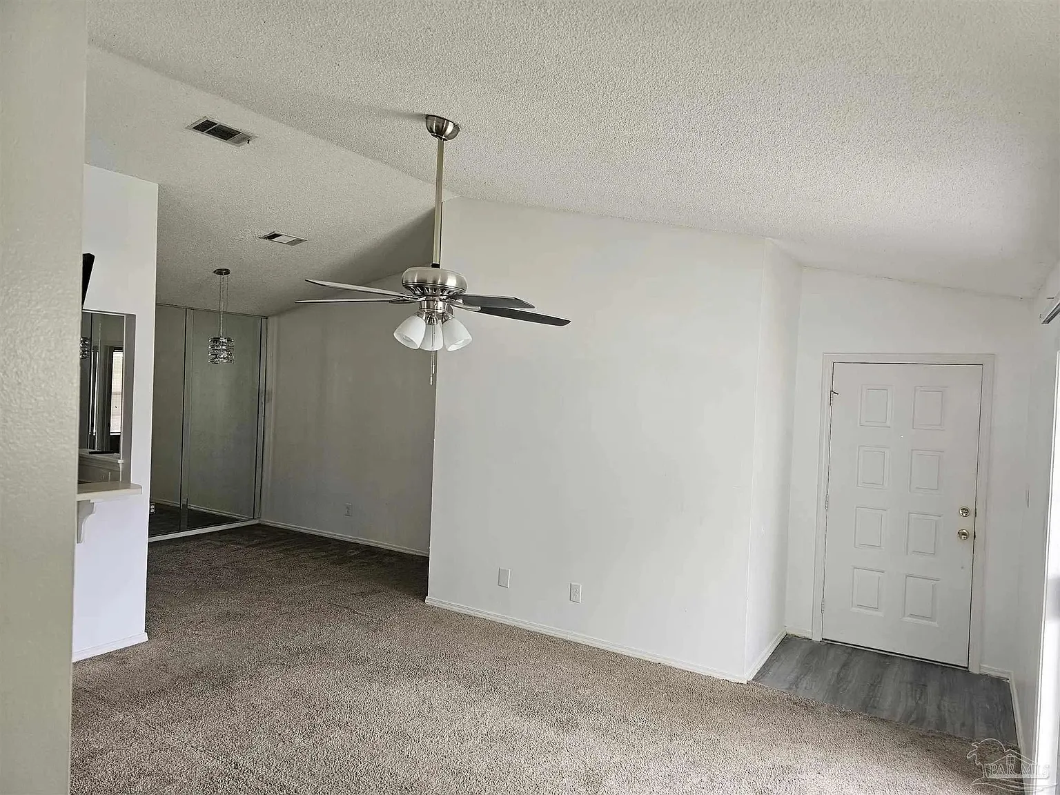 601 E Burgess Rd — Photo 2