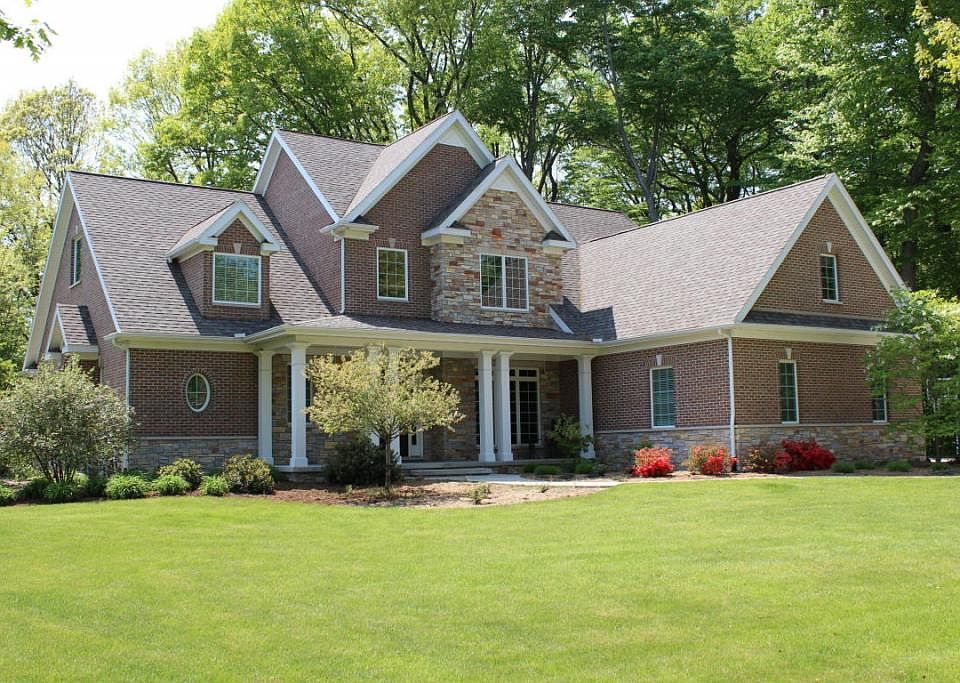 1st image of 2638 Heritage Way