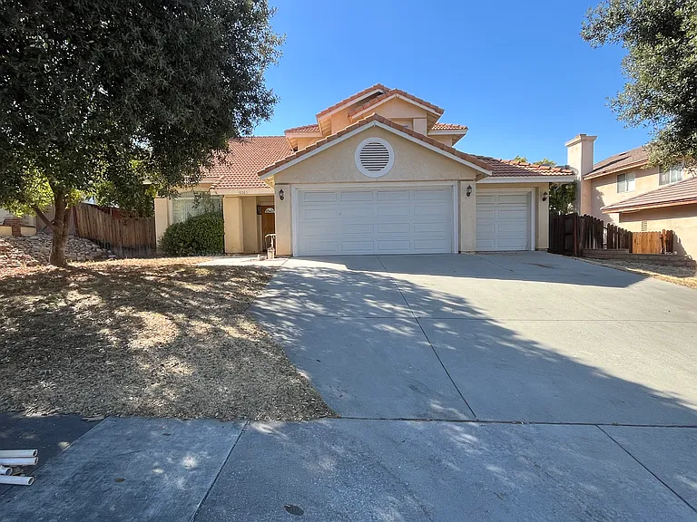 10065 Miracanto Way — Photo 2