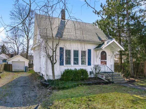 1320 Southern Ave, Kalamazoo, MI 49001