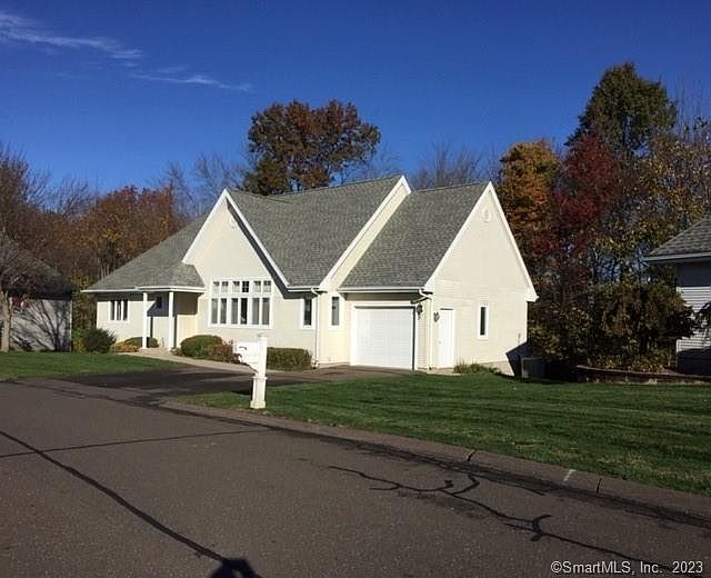 1st image of 51 Maxwell Drive #51