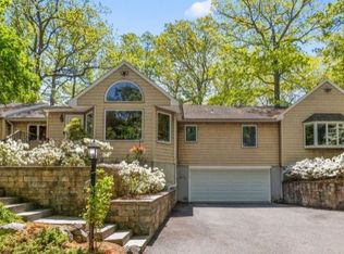 740 Long Hill Rd, Gillette, NJ 07933