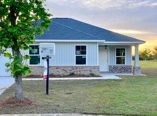 126 Cottage Ln, Atmore, AL 36502