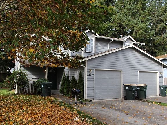 2nd image of 4405 4407 Quail Drive SE