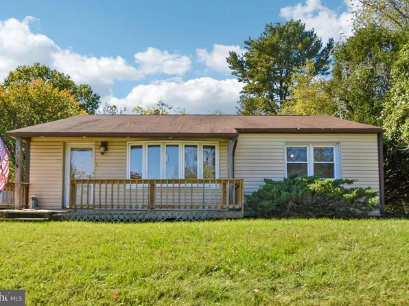 8810 Orchard Rd, Baltimore, MD 21208