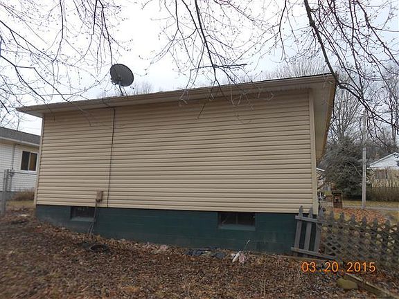 2nd image of 1541 Erie Ave