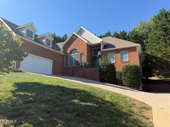 412 Emerald Chase Cir, Gray, TN 37615