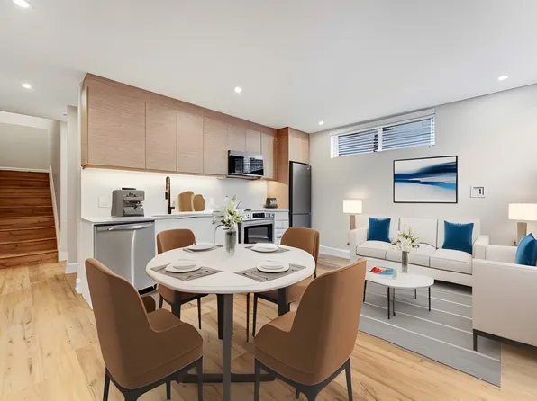 292 B Duncairn Ave #B, Ottawa, ON K1Z 7G9