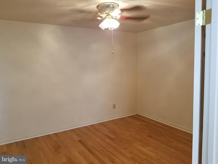 13699 Southernwood Ct — Photo 18