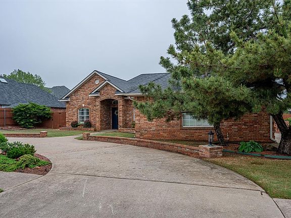 3rd image of 4228 Harrogate Dr