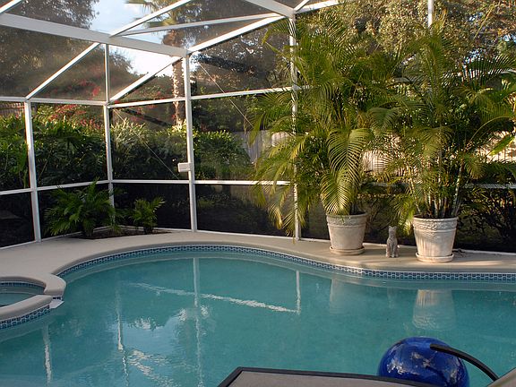 3rd image of 15841 Bay Lakes Trl