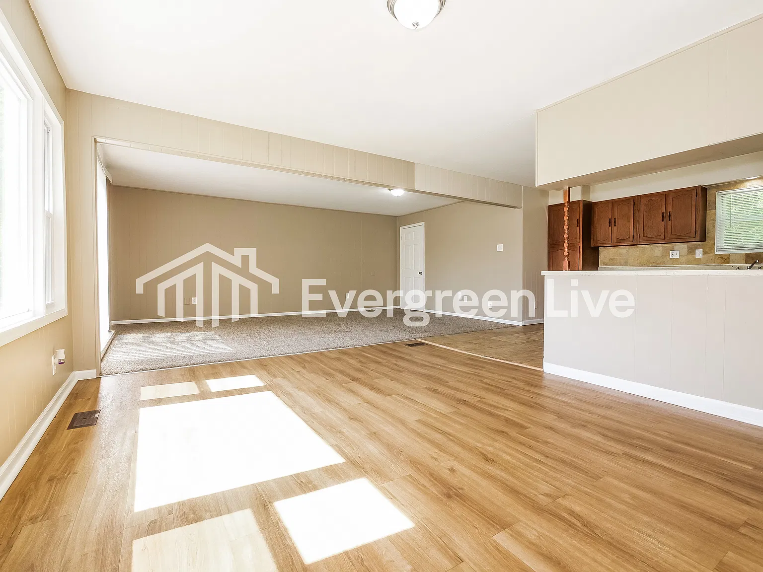 3 bed, 1.0 bath, 1225 sqft, $1,445 — Photo 4