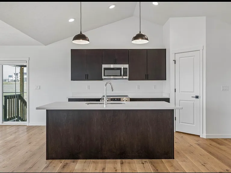 Castle Pine Dr — Photo 34
