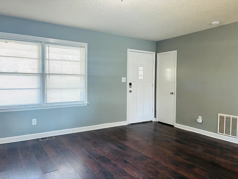 3729 Somerset Dr — Photo 6