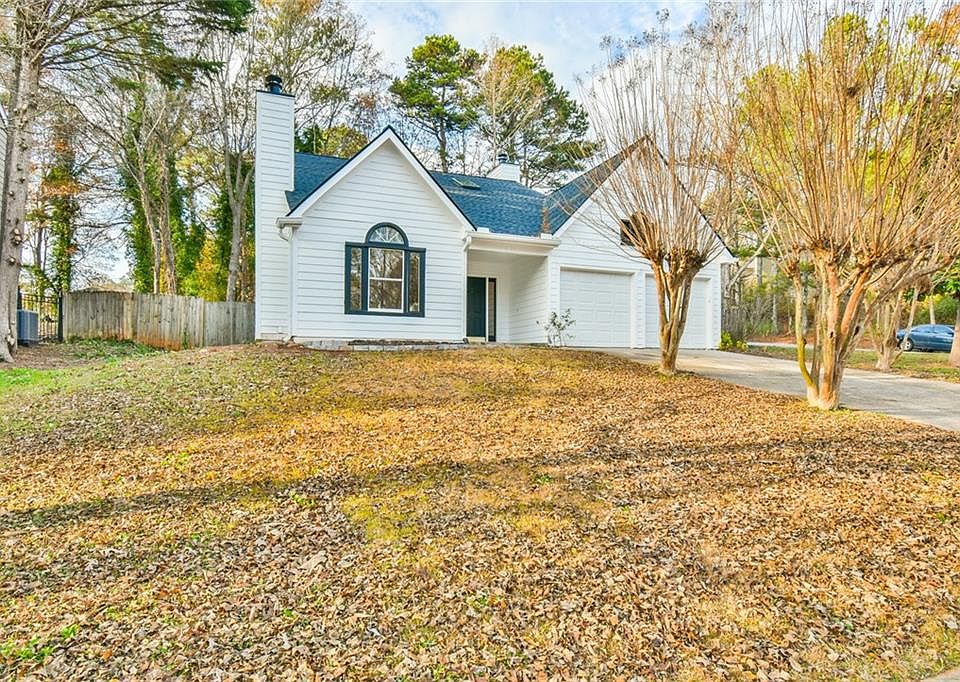 1st image of 4021 E Meadow Dr